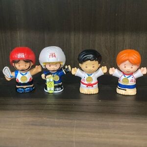 Fisher-Price Little People Olympics 2020 figurines